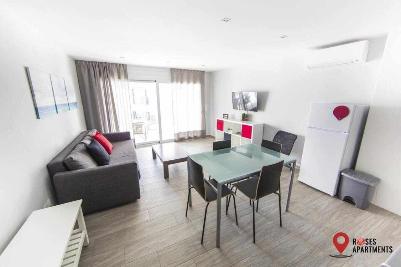 Roses Apartments 2 - Vista Mar Lateral 1Habitacion Dış mekan fotoğraf
